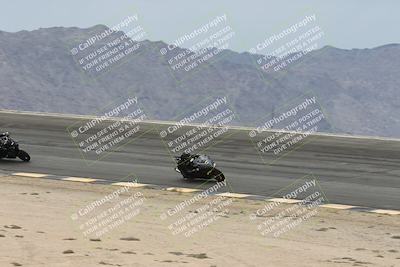 media/Nov-15-2025-Race Pace (Sat) [[8de605a2d8]]/Non Verified Riders (1st 20 Minutes)/Bowl (1015am)/